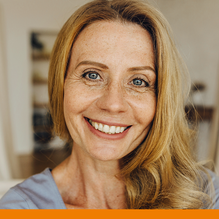 Freundliches Gesicht einer reiferen Frau